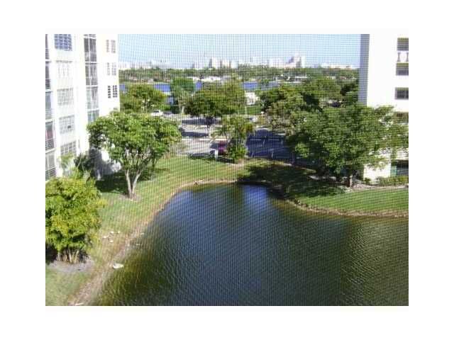 1770 NE 191 ST # 409-1, Miami, FL 33179