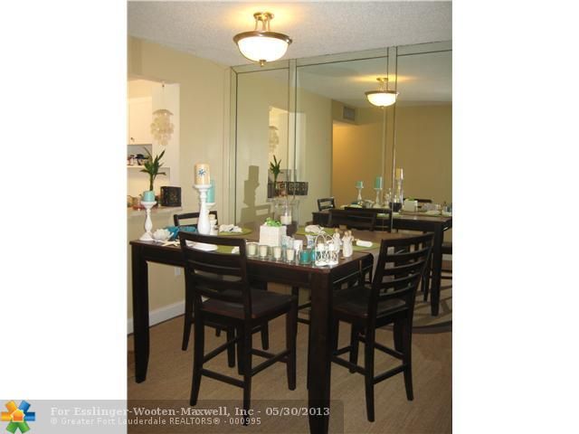 1021 MOCKINGBIRD LN # 402, Fort Lauderdale, FL 33324