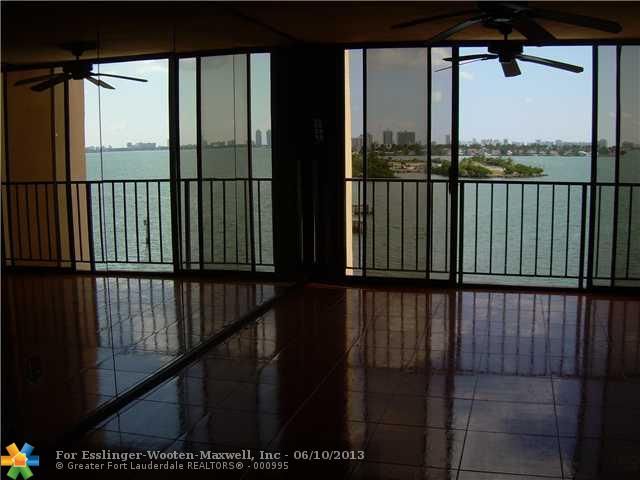 7899 NE BAYSHORE CT # 6C, Miami, FL 33138