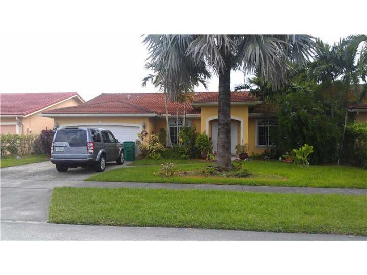 15736 SW 50 TE, Miami, FL 33185