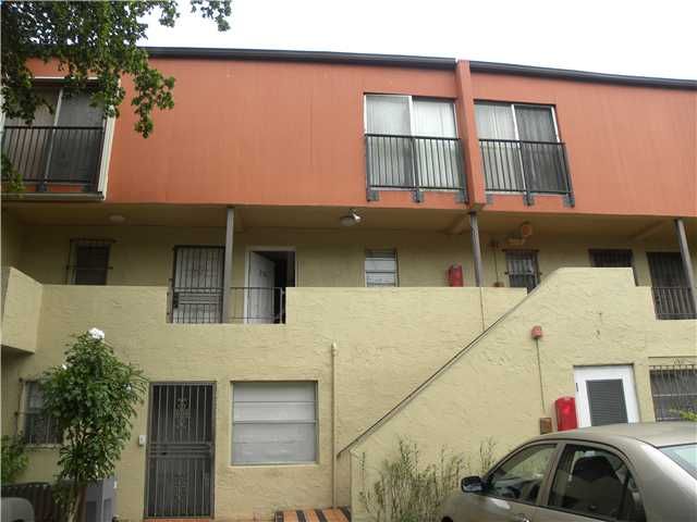 231 NW 109 AV # 214, Miami, FL 33172