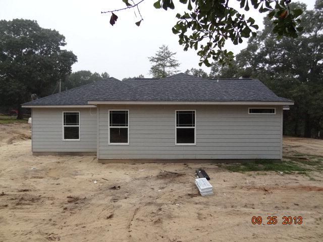 27 Sweetwater Branch Rd, Fort Mitchell, AL 36856