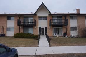 22 A Kingery Quarter #101, Willowbrook, IL 60527