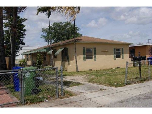 2469 NW 35 ST, Miami, FL 33142