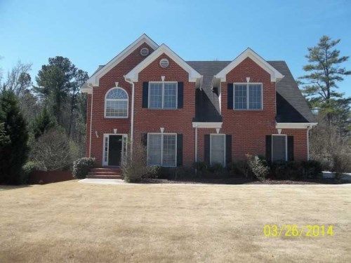 1304 Maple Crrek Avenue, Loganville, GA 30052