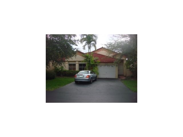 11736 SW 90 TE, Miami, FL 33186