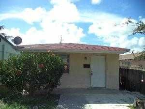 507 S F St, Lake Worth, FL 33460