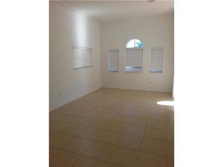 2544 NE 41 AV # 2544, Homestead, FL 33033