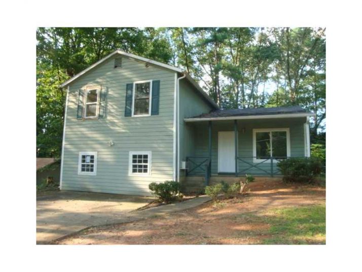 5561 Petite Point, Lithonia, GA 30058