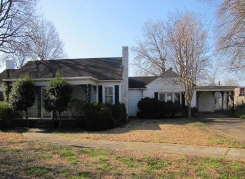 1092 Garland St, Tunica, MS 38676