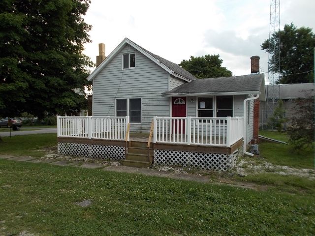 105 E Dunn St, Fulton, IN 46931