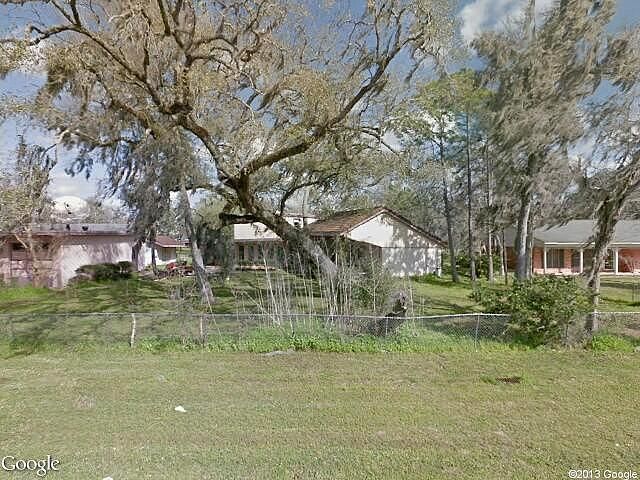 Collier Dr, Clute, TX 77531