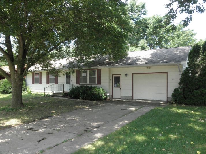 1115 Poplar St, Osage, IA 50461