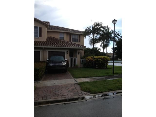 3311 LAKESIDE DR # 42, Fort Lauderdale, FL 33328