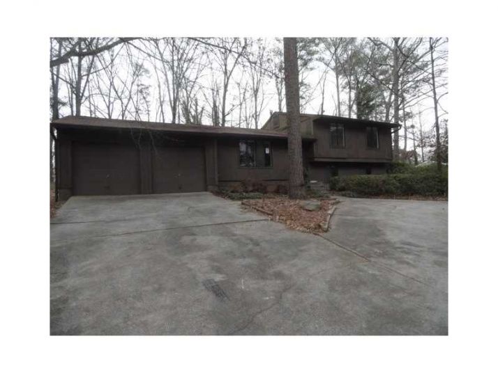 5736 Salem Road, Lithonia, GA 30038