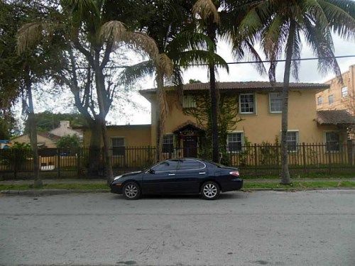 1724 SW 23 AV, Miami, FL 33145