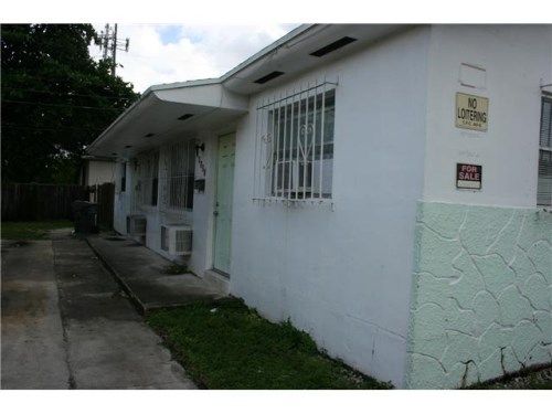 6131 LINCOLN ST, Hollywood, FL 33024