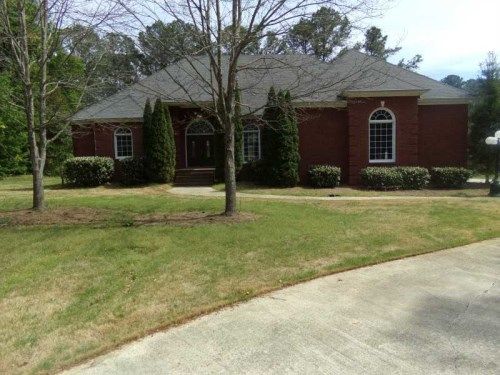 8960 Peachtree Way, Jonesboro, GA 30236