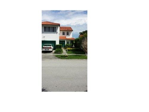 6763 SW 106 PL, Miami, FL 33173