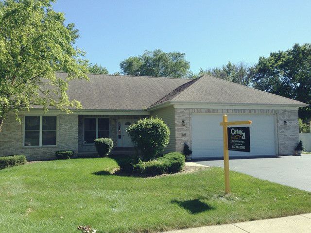 329 Panama Avenue, Hampshire, IL 60140