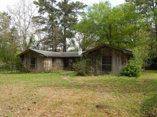 393 Barron Chapel Rd, Pineville, LA 71360