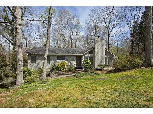 4996 Gunners Run Ne, Roswell, GA 30075