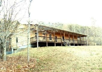 5381 Tater Valley Rd, Washburn, TN 37888