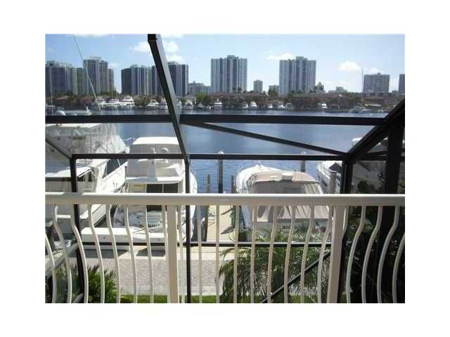 3620 YACHT CLUB DR # 505, Miami, FL 33180