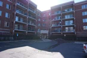 6461 W Warner Ave #212, Chicago, IL 60634