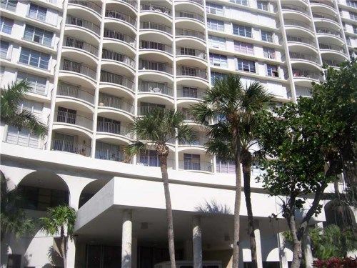 3800 S OCEAN DR # 414, Hallandale, FL 33009