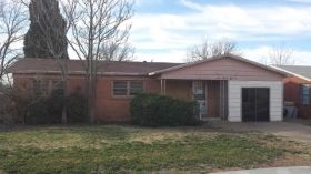 303 N 13th St, Lamesa, TX 79331