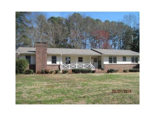 2525 Country Club Drive, Conyers, GA 30013