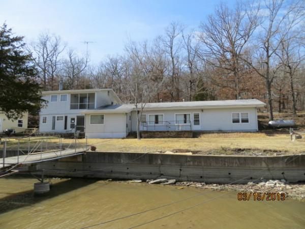 878 Pirates Cove Rd, Camdenton, MO 65020