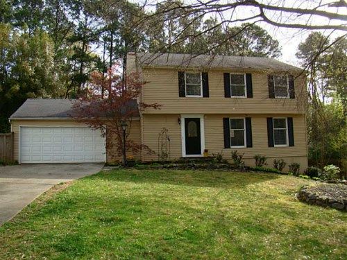 9635 N Pond Circle, Roswell, GA 30076