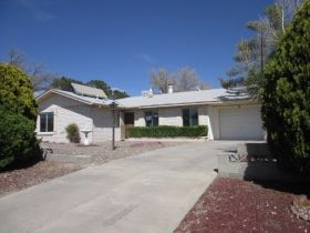 248 17th St SE, Rio Rancho, NM 87124