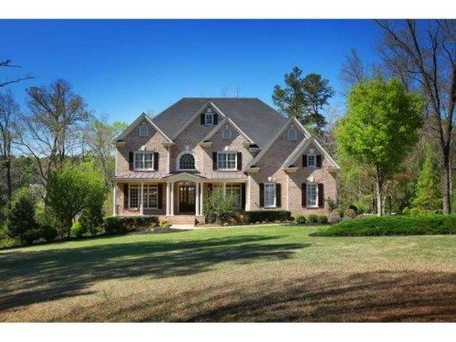 175 White Columns Drive, Alpharetta, GA 30004