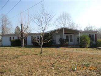 1207 Hillview Ln, Chapmansboro, TN 37035