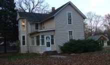 413 E Lyle St Milford, IL 60953