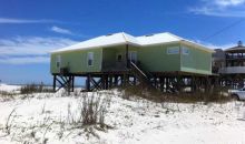 102 Quebec Ct Dauphin Island, AL 36528