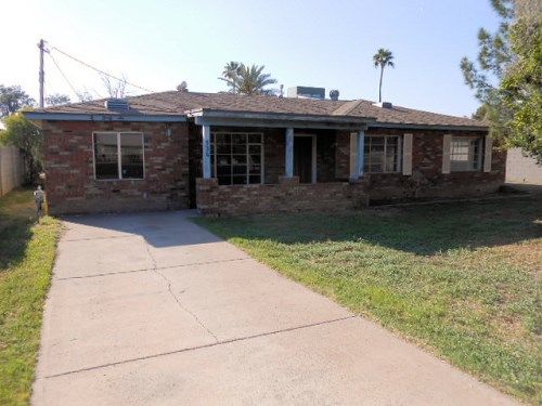 536 N Alma School Road, Mesa, AZ 85201