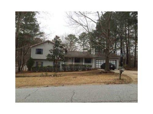 412 Rustic Ridge Circle, Lawrenceville, GA 30043