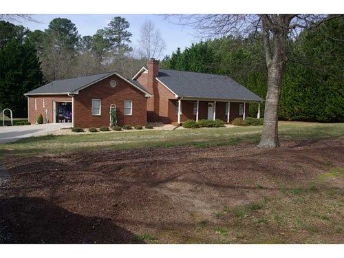 2420 Troy Smith Road, Hull, GA 30646