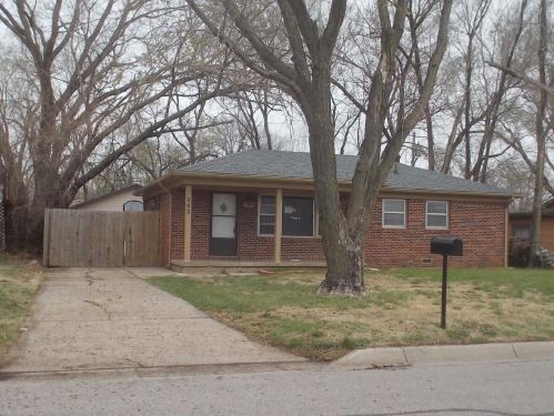 542 S Baltimore Ave, Derby, KS 67037