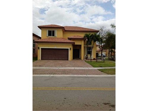 2611 NE 41 RD, Homestead, FL 33033