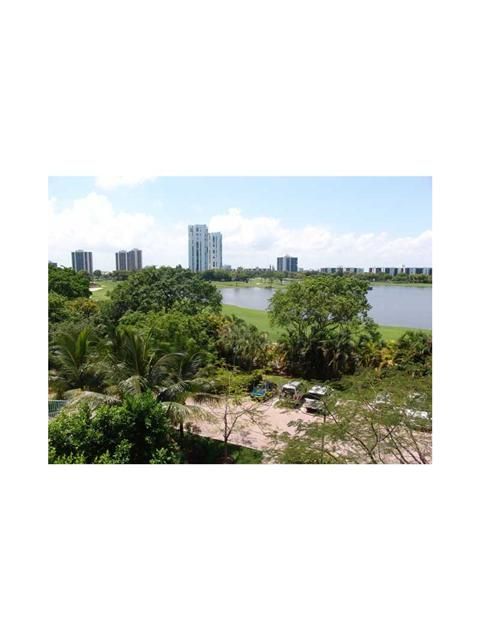 20000 E COUNTRY CLUB DR # 404, Miami, FL 33180