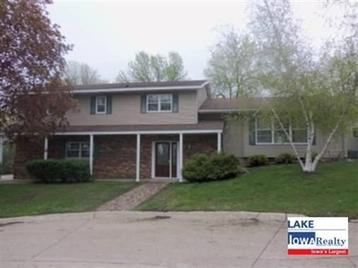 1003 S Western St, Lake Mills, IA 50450