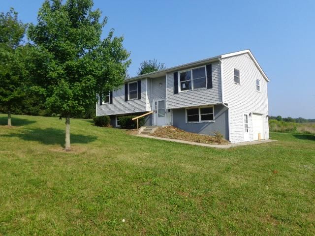 232 Lebanon Road, Clarksville, OH 45113