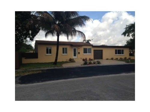 5680 E 1 AV, Hialeah, FL 33013