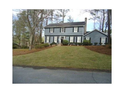 423 Woodstone West Drive, Marietta, GA 30068