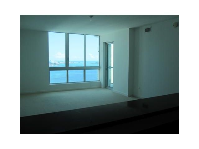 300 S BISCAYNE BLVD # T-3004, Miami, FL 33131